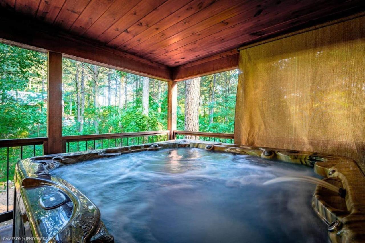 Iron Horse Lodge Sleeps 18, Games, Fire Pit, Hot Tub, Ev, More Брокен-Боу Экстерьер фото