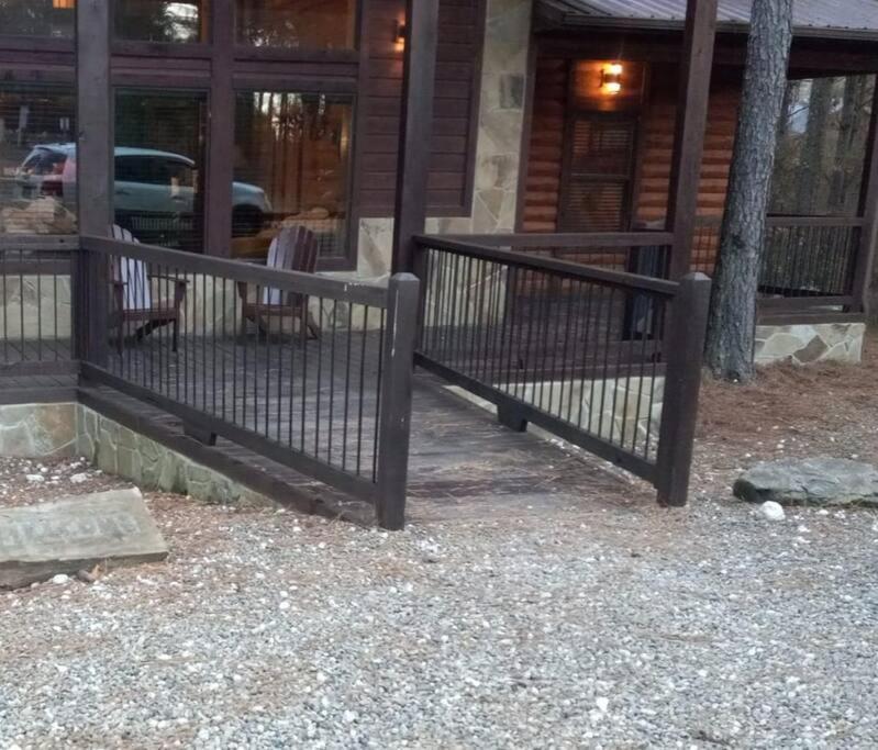Iron Horse Lodge Sleeps 18, Games, Fire Pit, Hot Tub, Ev, More Брокен-Боу Экстерьер фото